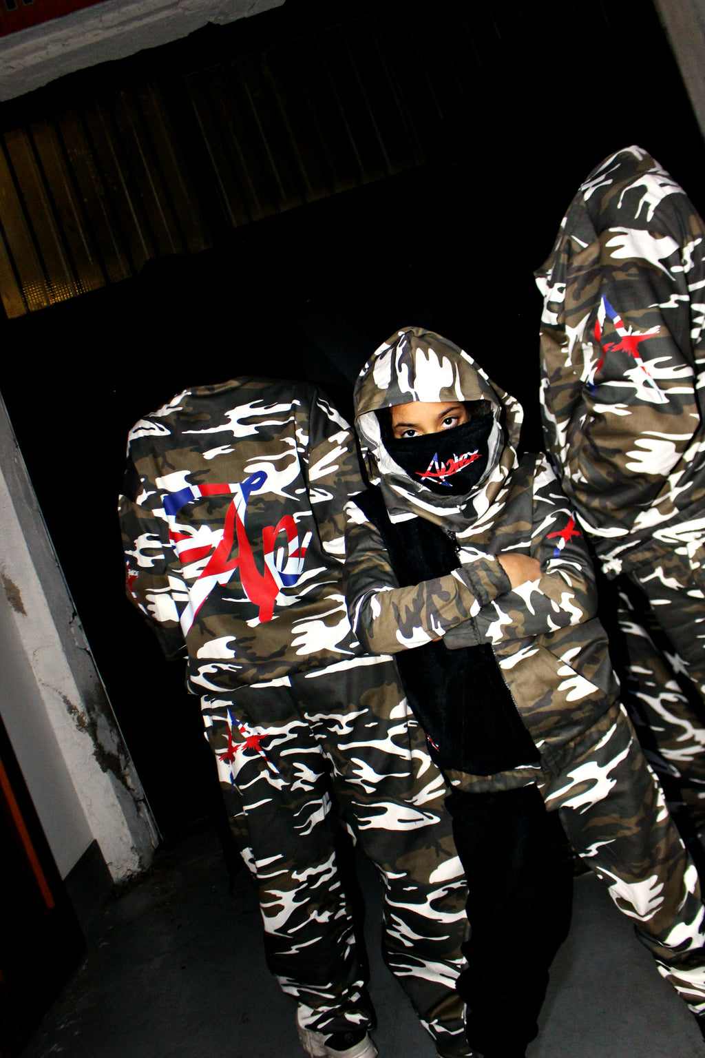 AP HOODIE “RUSO”