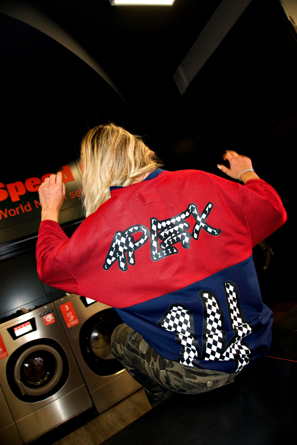 T-SHIRT AP BLUE & RED.
